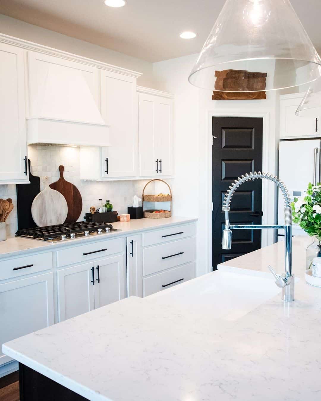 Monochromatic Modern Kitchen Design - Soul & Lane