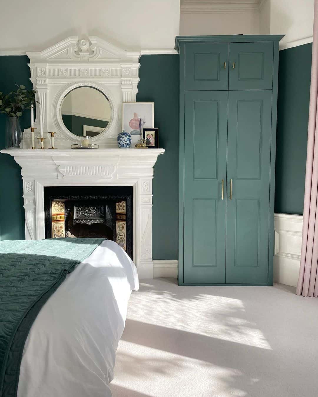 10 Dresser Alternatives To Add Character to Your Bedroom