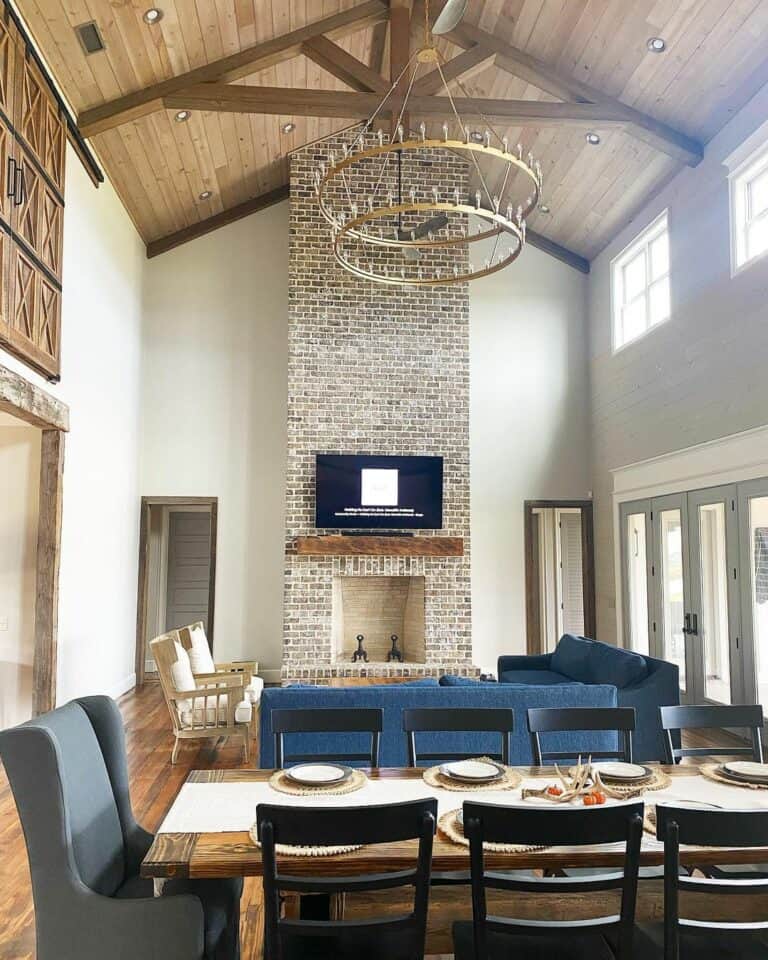 Vaulted Grand Room Ceilings With Exposed Trusses