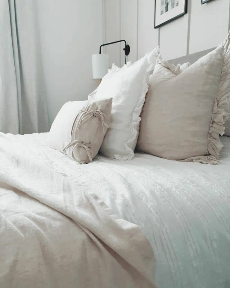 White Hygge Décor Idea