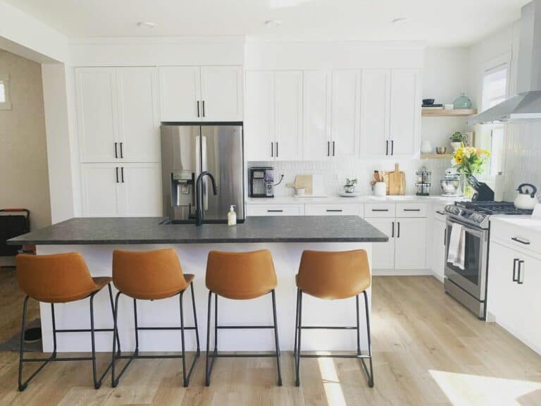 White Shaker Kitchen Cabinets With Black and White Counters