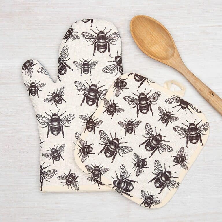 Counter Couture Bee Oven Mitt & Potholder