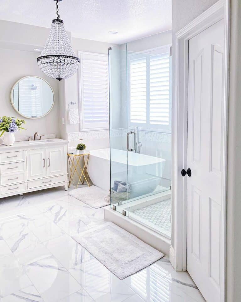 Bathroom With White and Gray Marble Tile Floor
