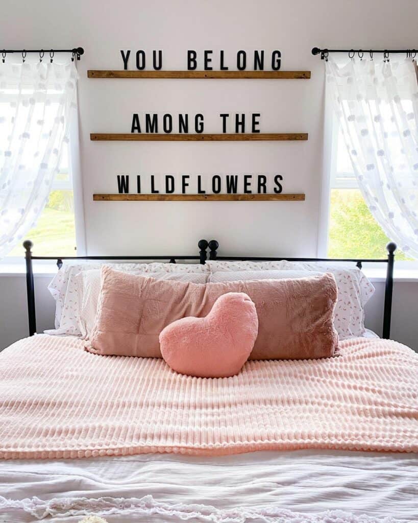 Black Marquee Lettering as Wall Décor