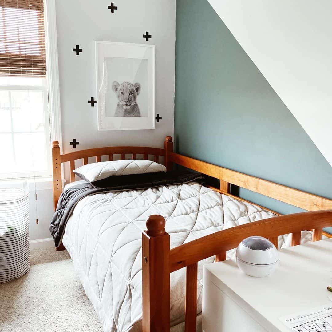 Teal Accent Bedroom