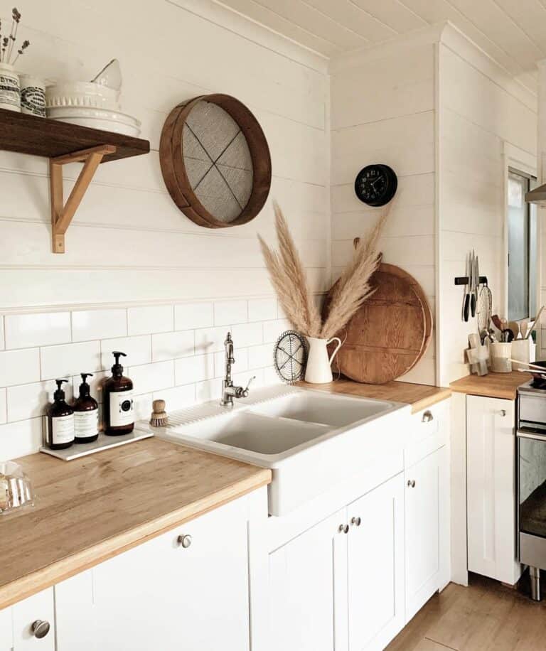 Classic Farmhouse Kitchen