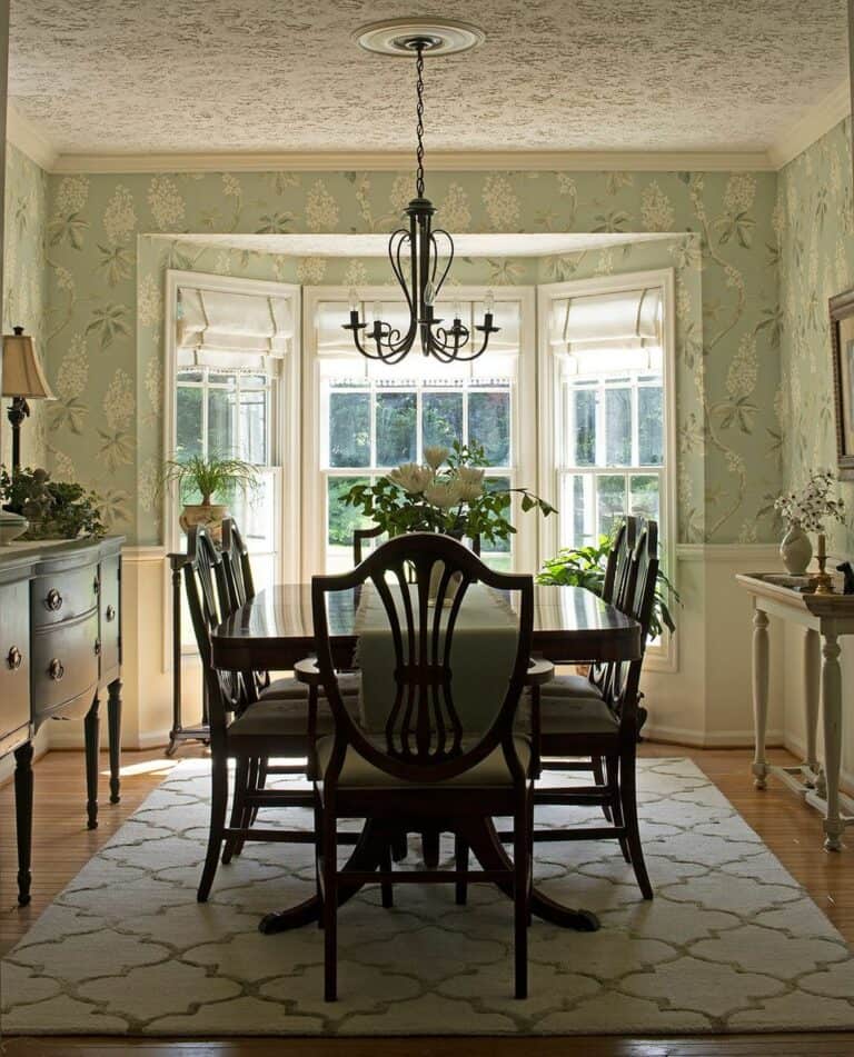 Cottage Farmhouse-inspired Design for a Small Dining Room