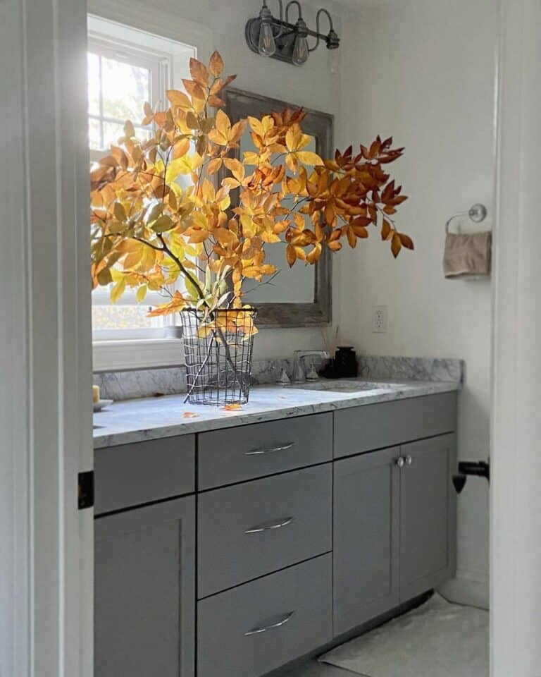 Fall-themed Bathroom Vanity Décor