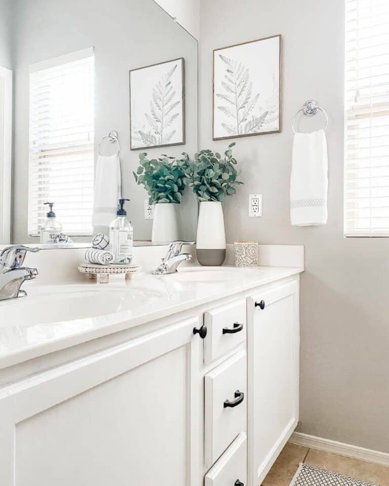 Gray and White Modern Bathroom With Farmhouse Décor