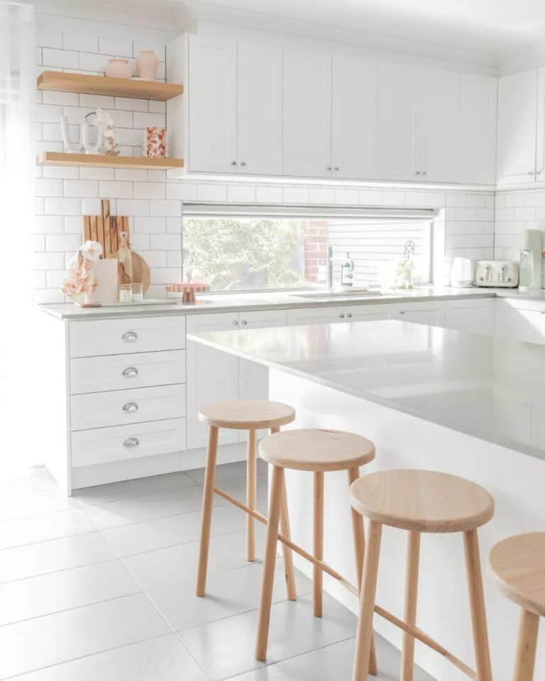 Kitchen Flooring Ideas to Create a Pristine Look