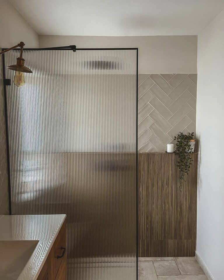 Modern Frosted Shower