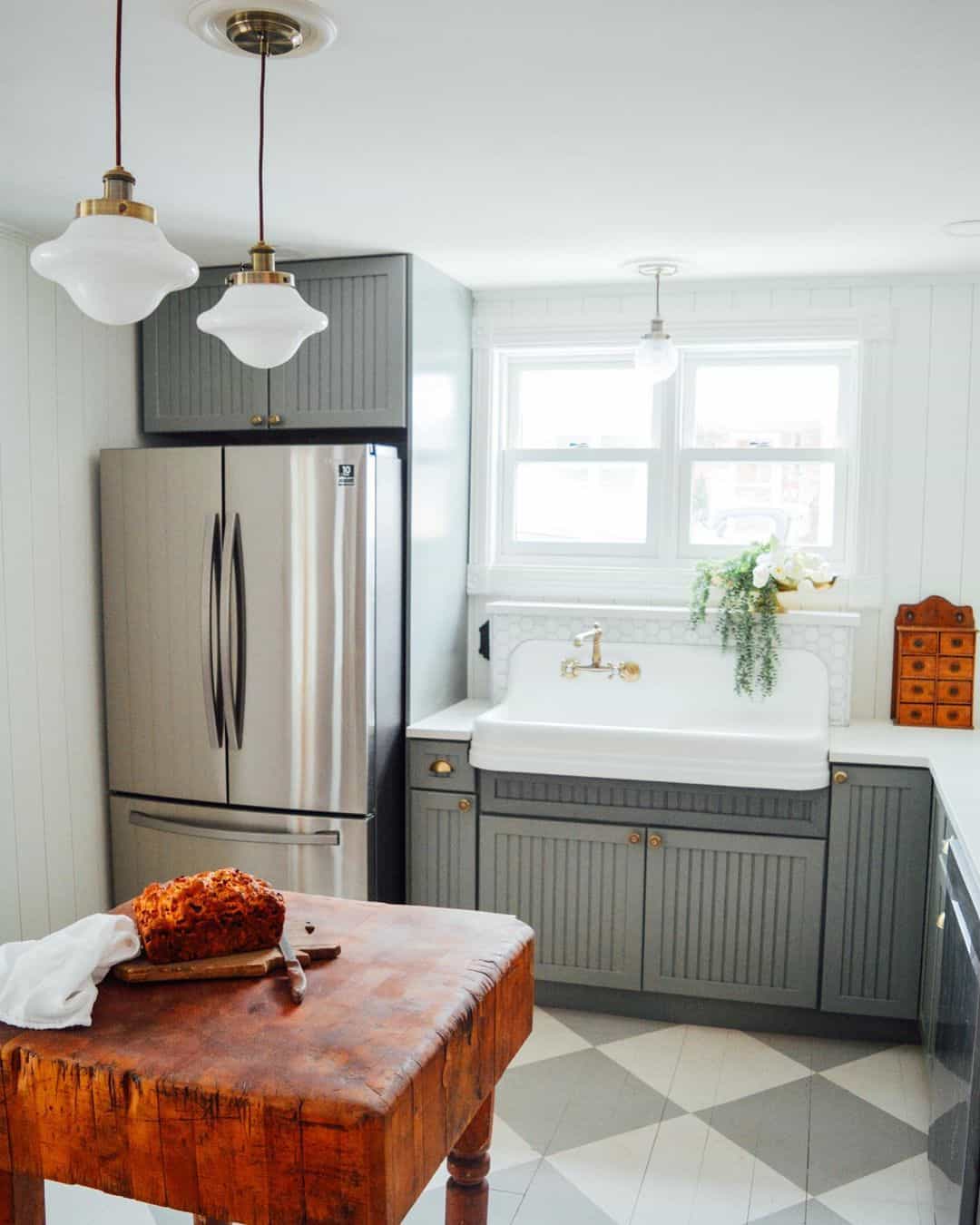 Modern Vintage Kitchen With Plant Décor - Soul & Lane