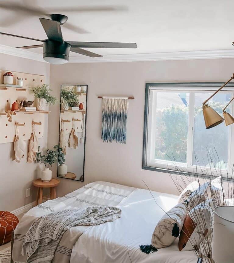 Neutral Boho Décor Ideas for a Girl's Bedroom