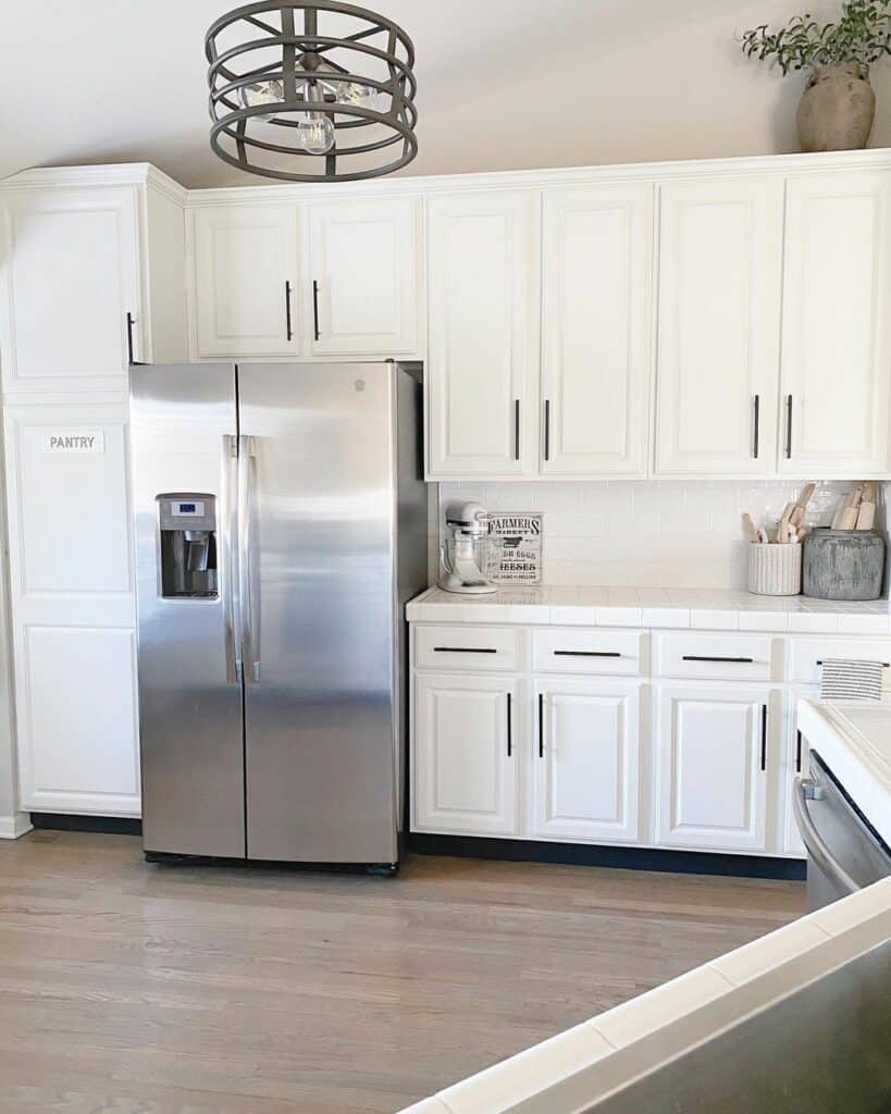 Neutral Décor Alongside Eye-catching Lighting