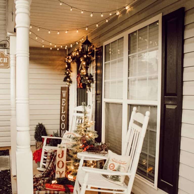 Porch Décor for Christmas