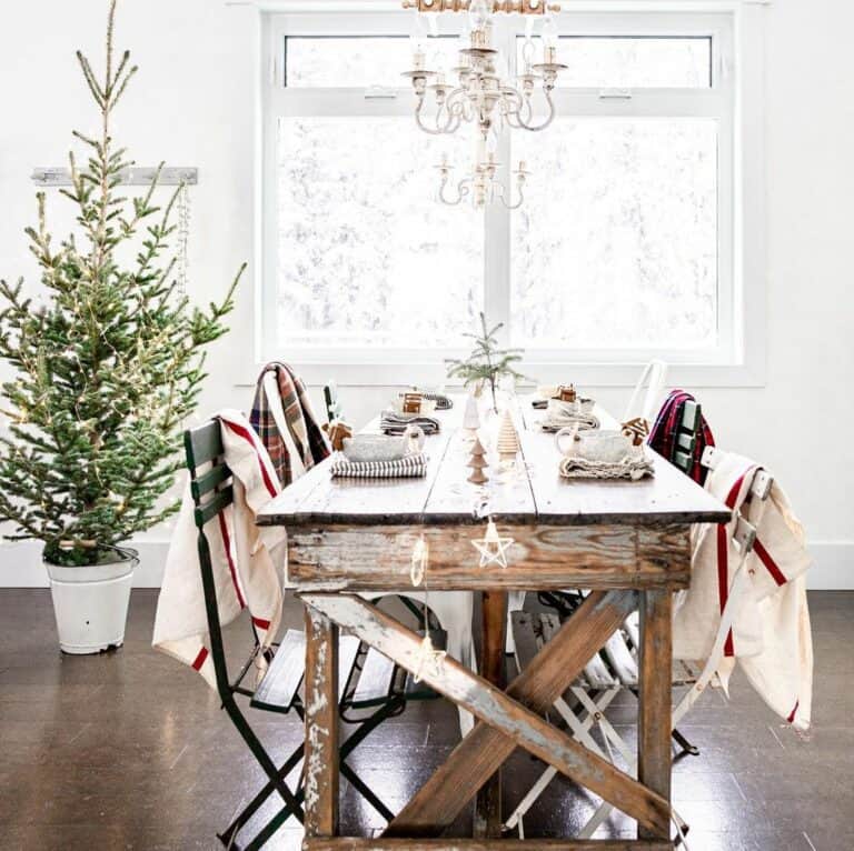 Reclaimed Wood Dining Table With Vintage Winter Décor