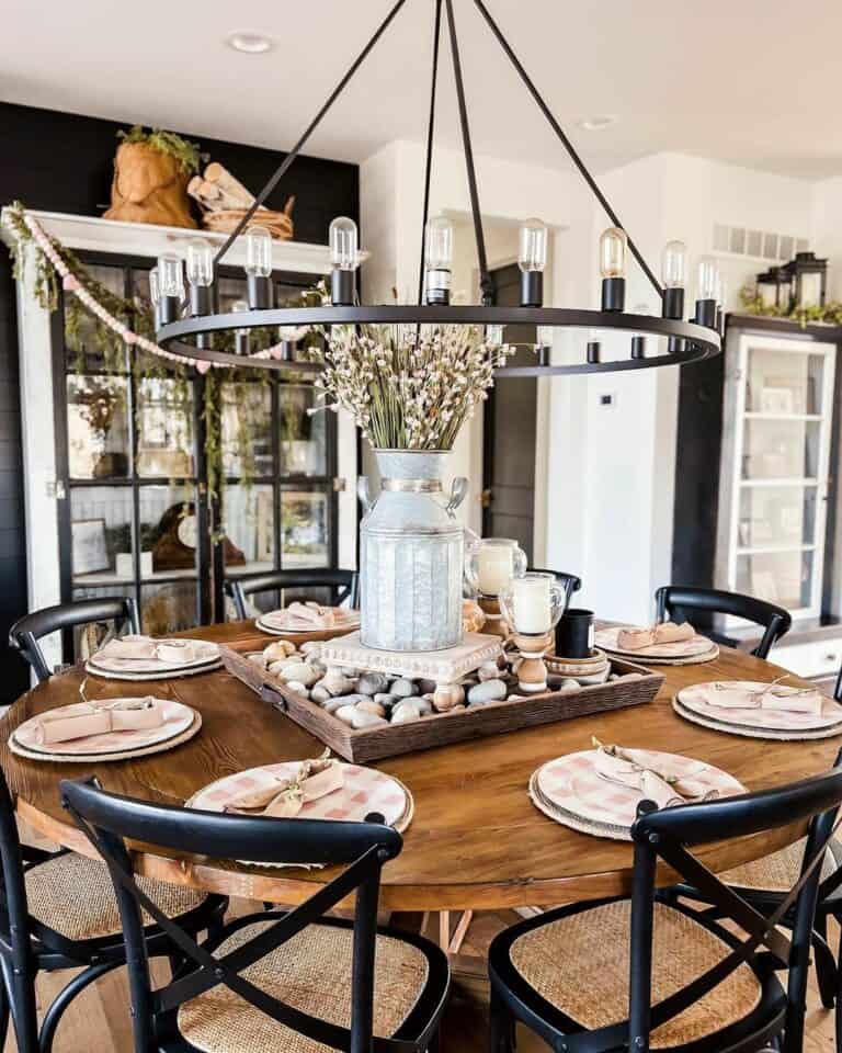 Round Farmhouse Dining Table With Rustic Décor