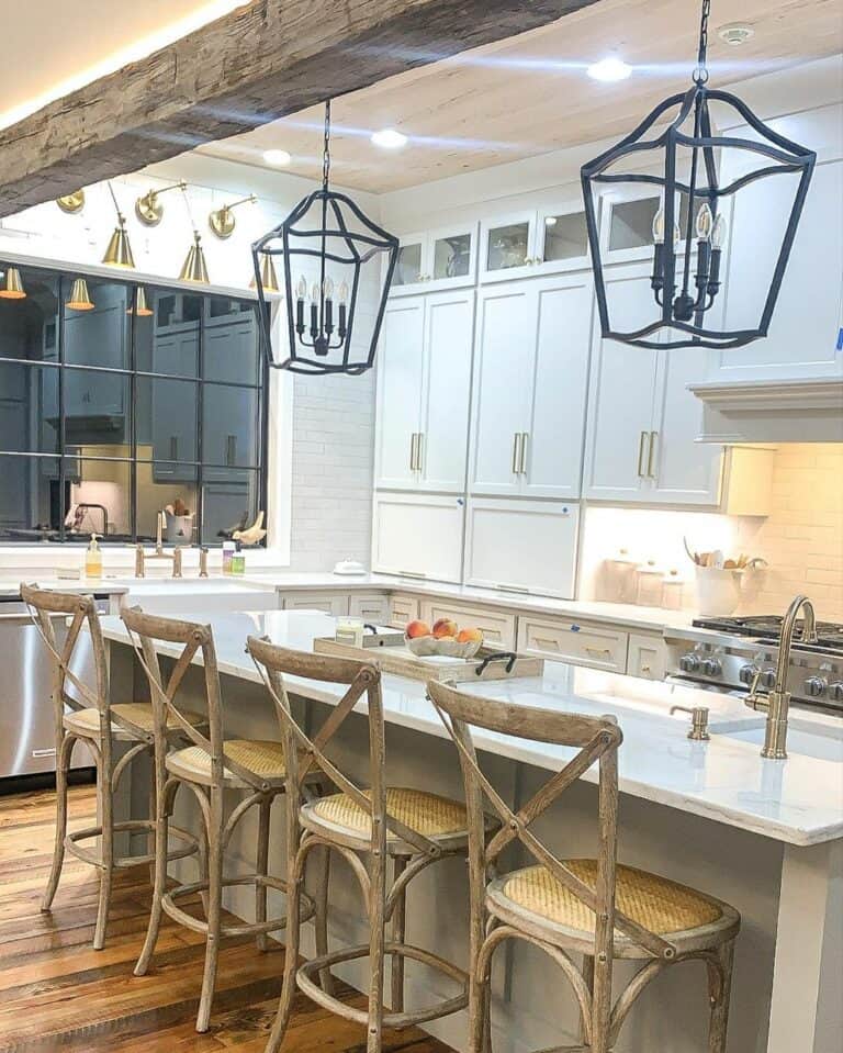Rustic Farmhouse Kitchen With Vintage Suspension Lamps