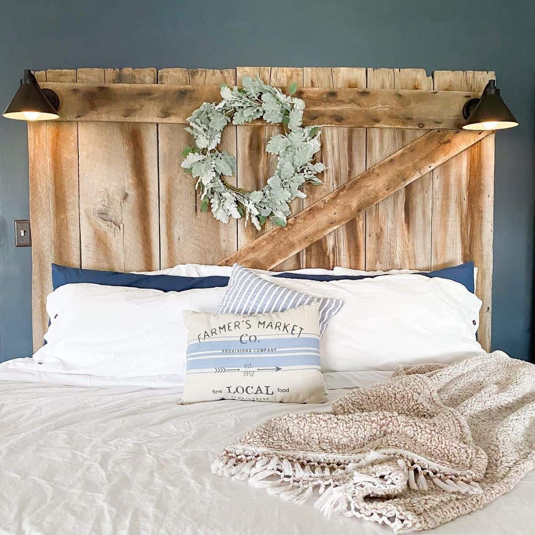 24 Rustic Bedroom Ideas To Make Your Room Ultra Cozy
