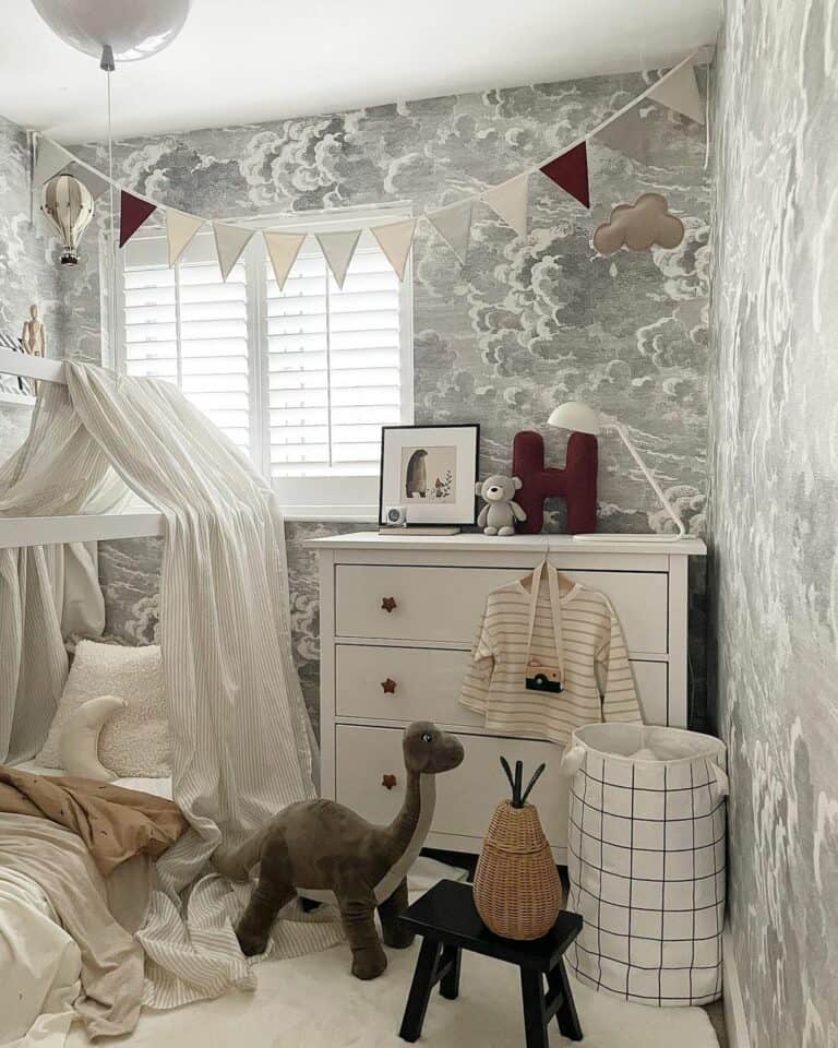 Small Toddler Bedroom With Gray and White Décor