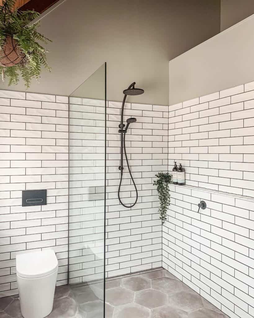 Spacious Spa Shower - Soul & Lane