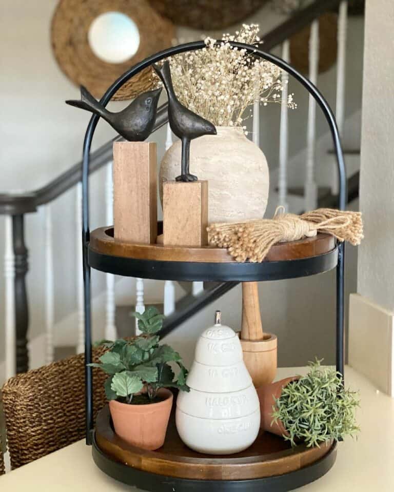 Tiered Tray Décor With Natural Textures