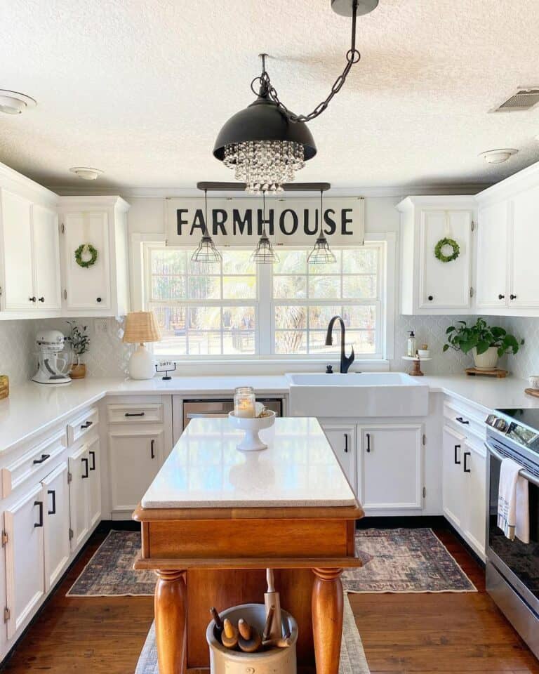 UNiwue Light Fixtures for a Farmhouse Aesthetic