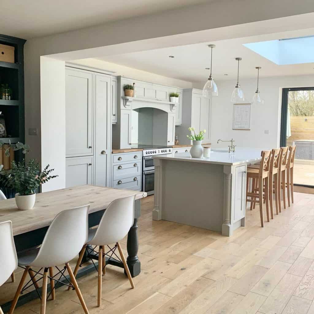 Airy Open-concept Kitchen Dining Room Combo