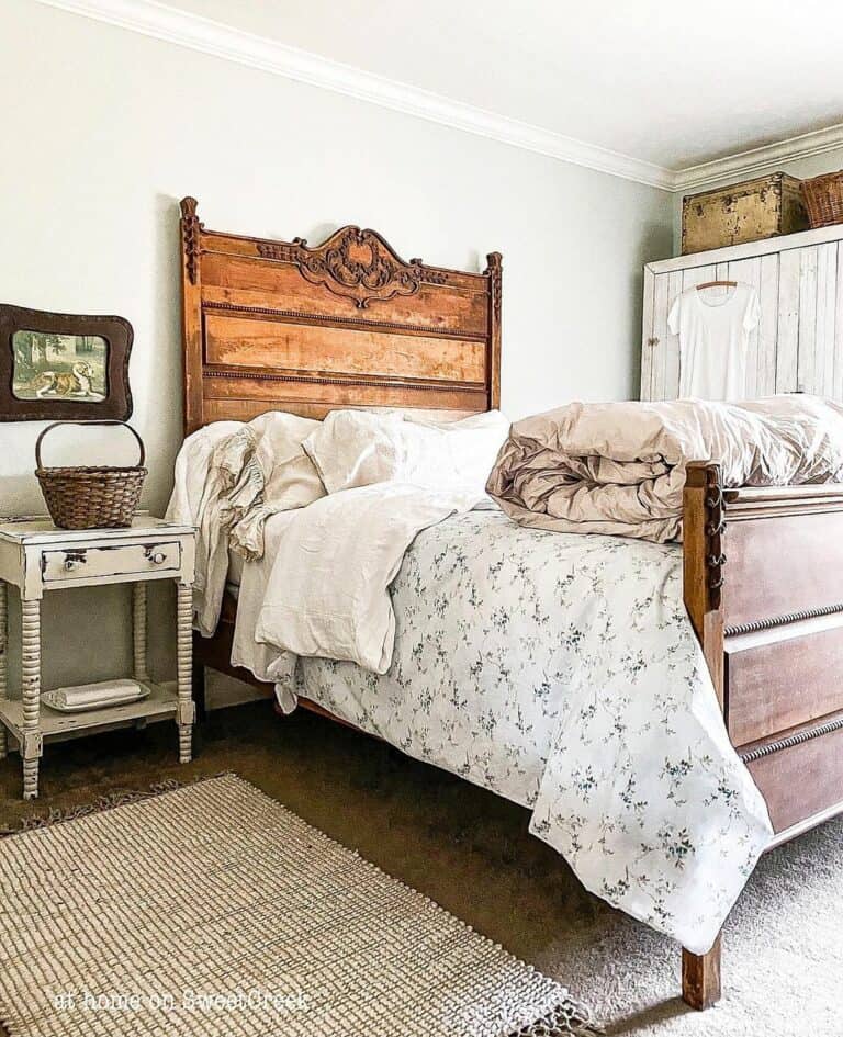 28 Farmhouse Rustic Bedroom Ideas for a Cozy Night s Sleep