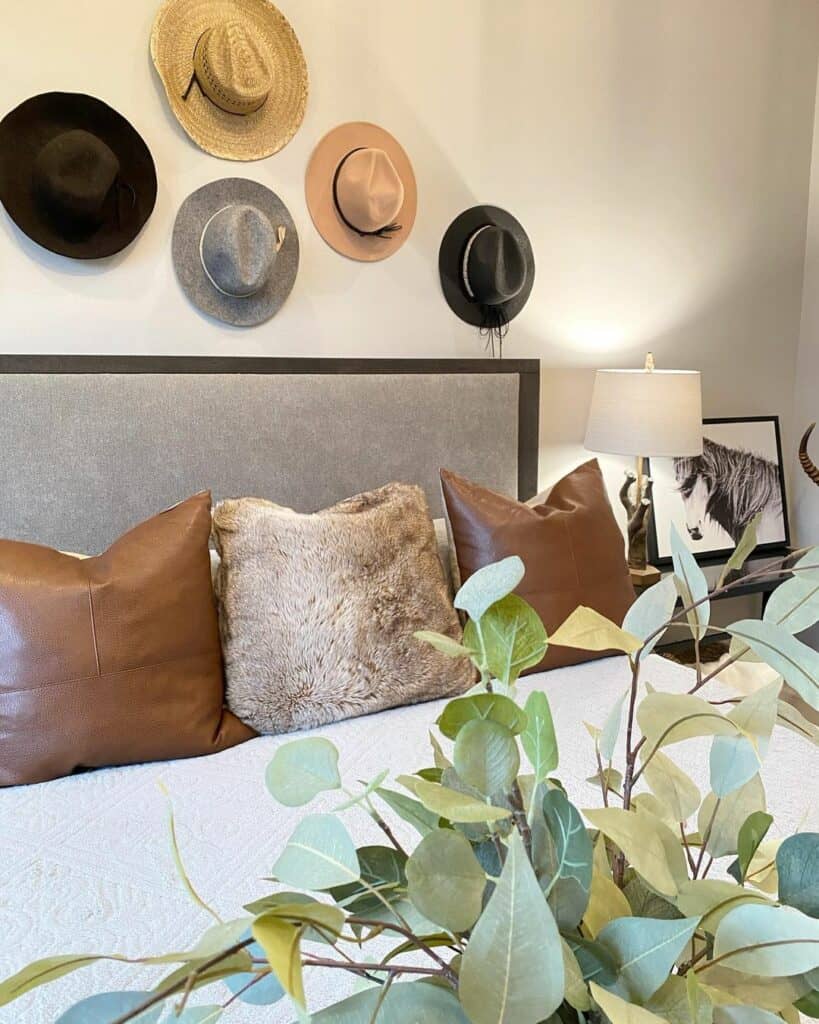 Bedroom With Hat Wall Décor