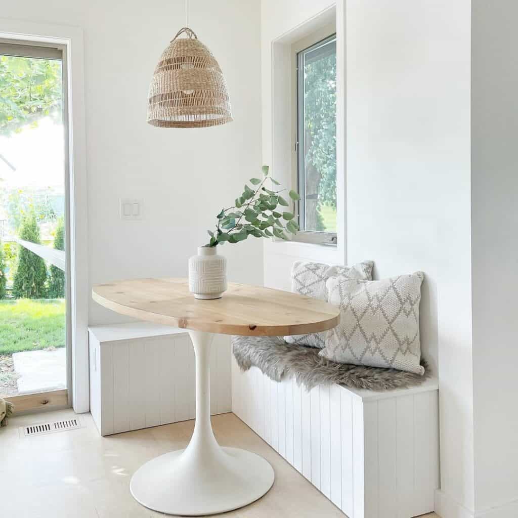 Breakfast Nook Ideas for a Contemporary Style