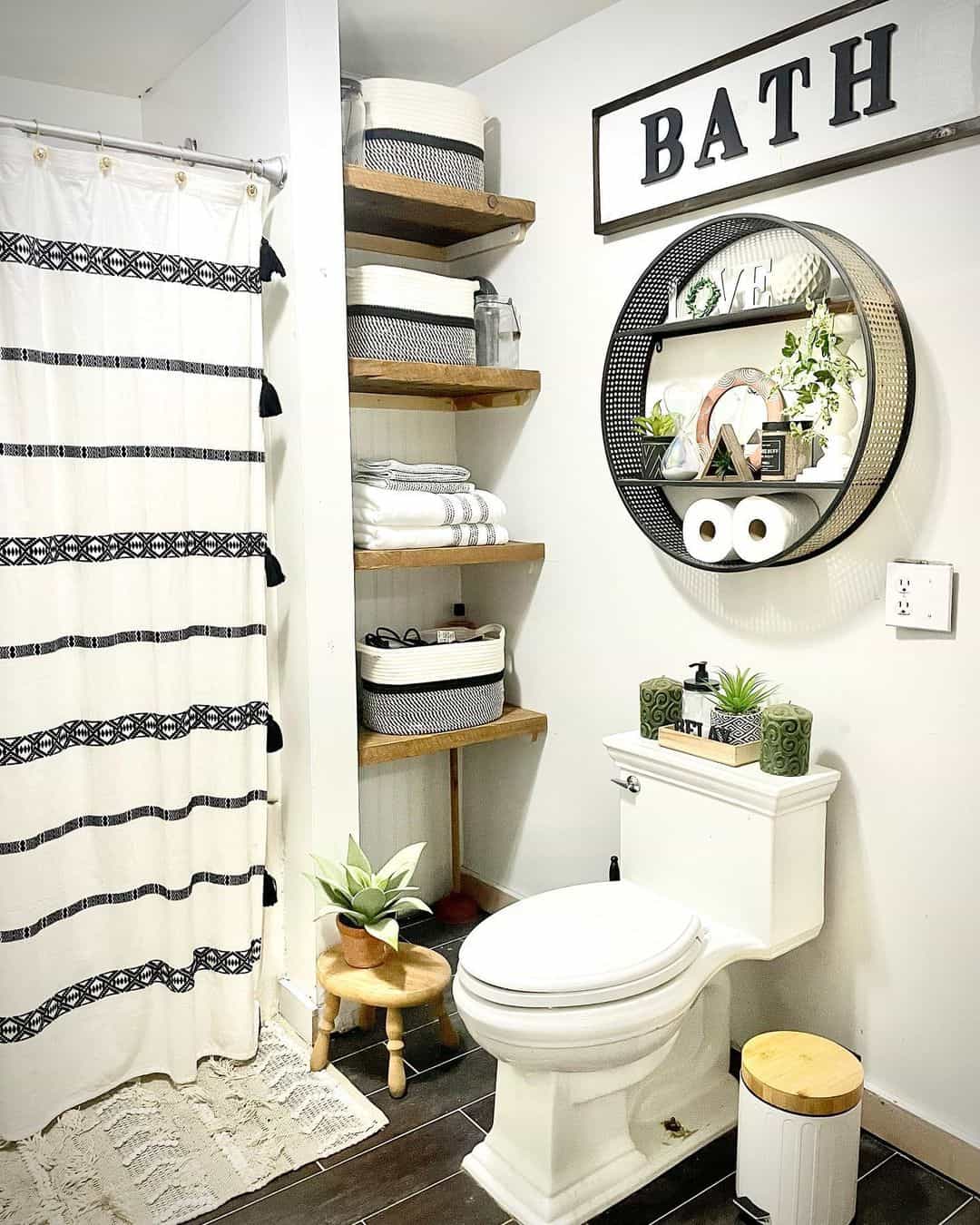 Circle Shelf to Display Bathroom Décor - Soul & Lane