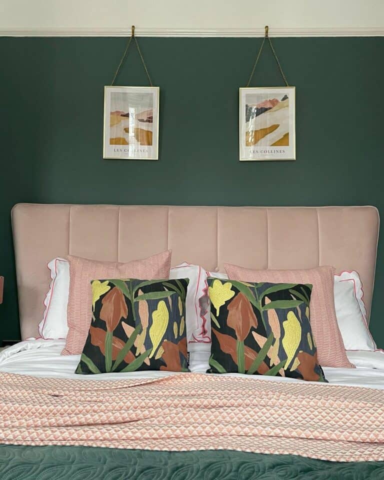 Forest Green Bedroom Wall Décor