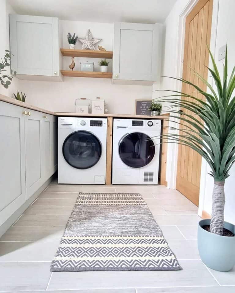 Laundry Room With White and Gray Rug