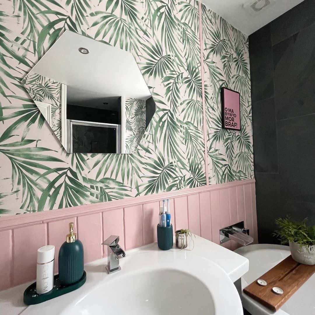 Shiplap Bathroom Wainscoting