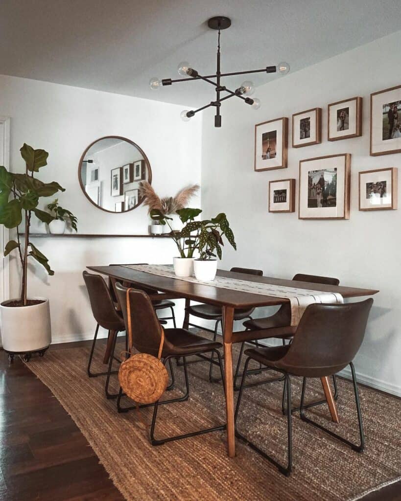 Linear Chandelier Creates Modern Design