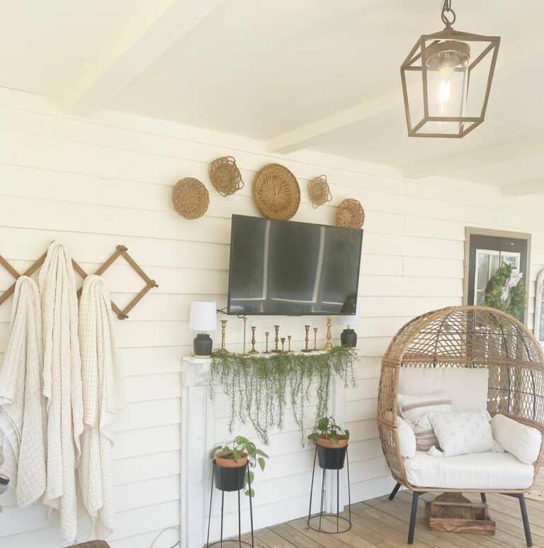 Living Room DÃ©cor Used on a Porch