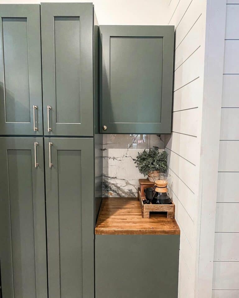 Modern Farmhouse Kitchen With Green-gray Cabinets