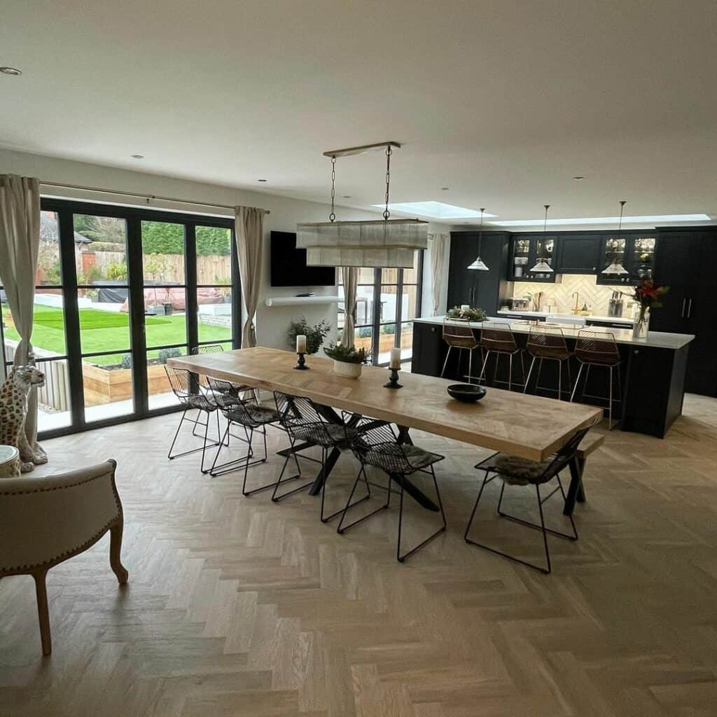 Modern Herringbone Details in Modern Dining Room