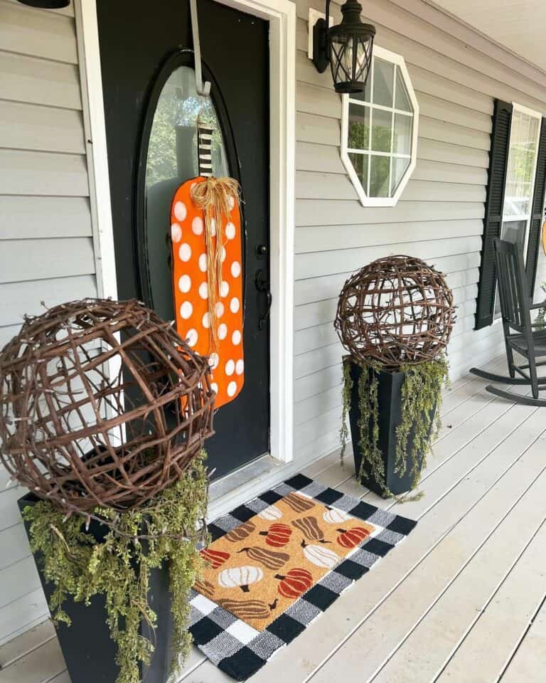 Modern Pumpkin Porch With Wall Lamps