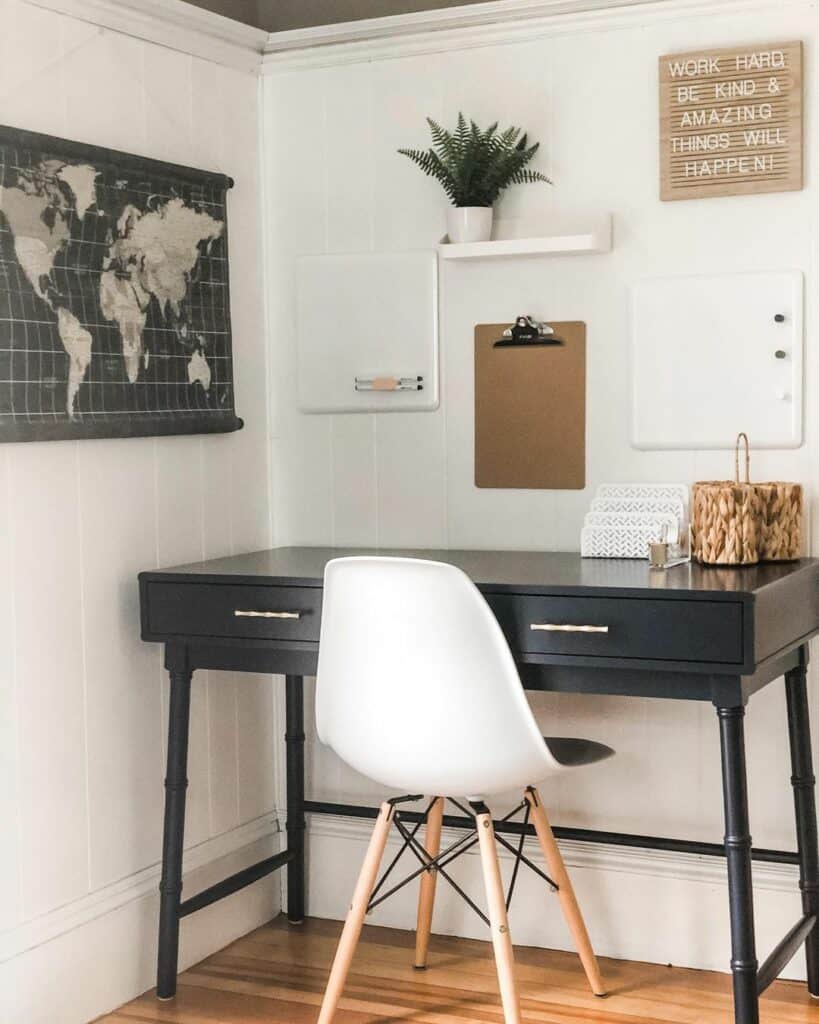 Modern Teenage Room With Black Desk