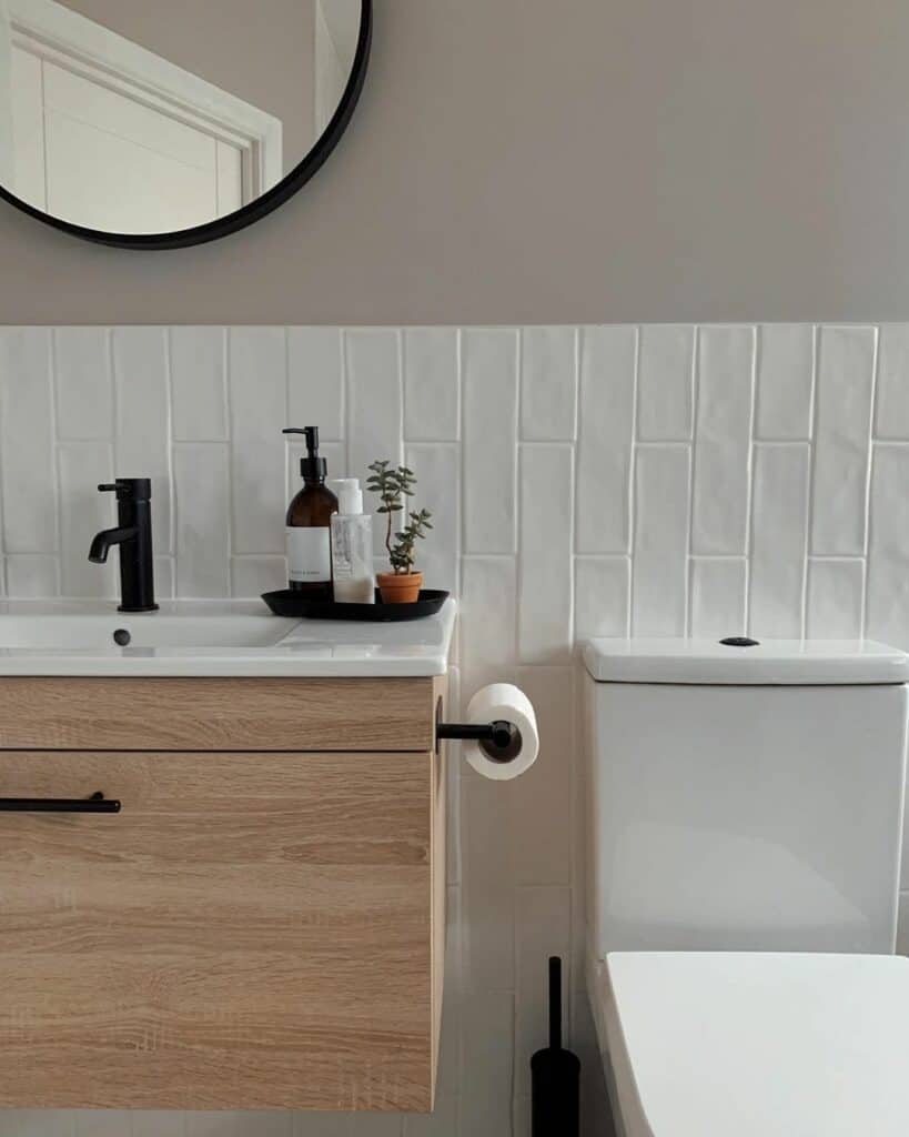 Neutral Bathroom With Glossy White Vertical Tiles