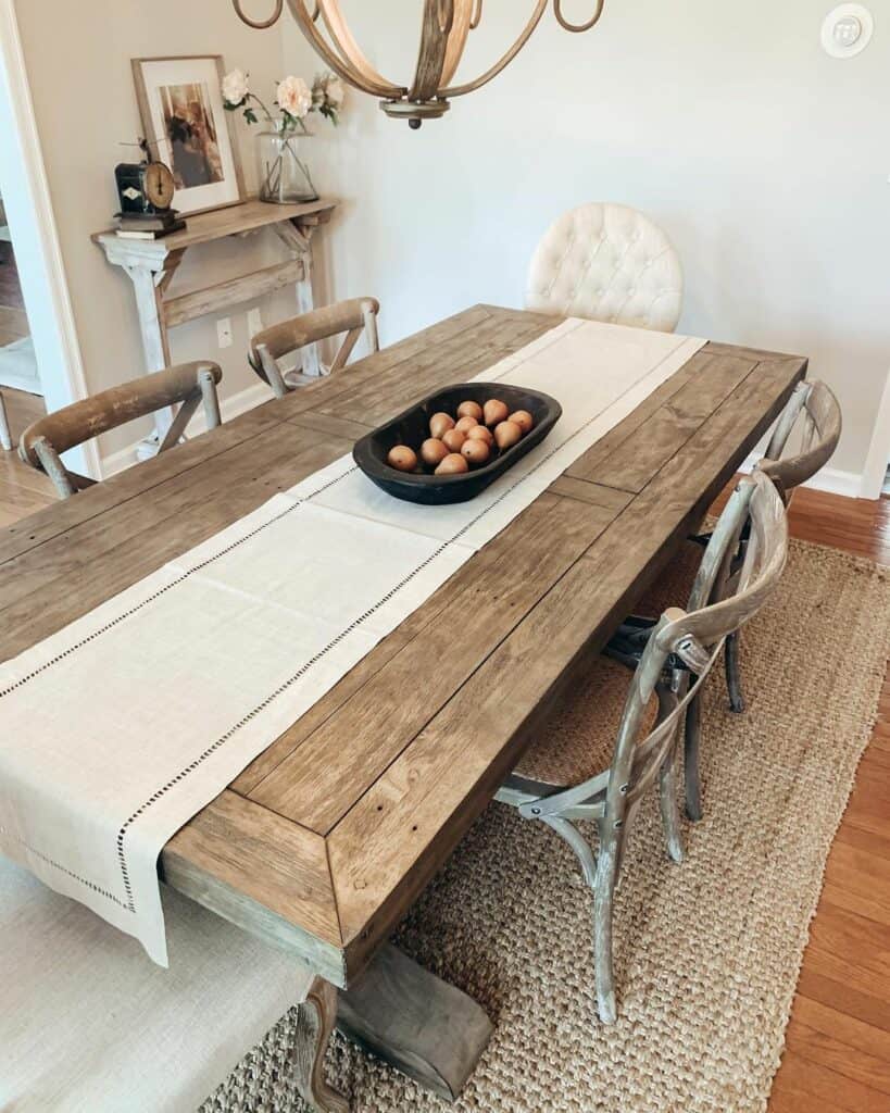Rustic Table With a Linen Runner