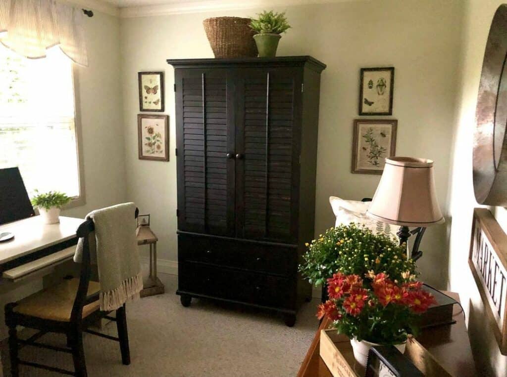 Small Home Office With Wooden Setup