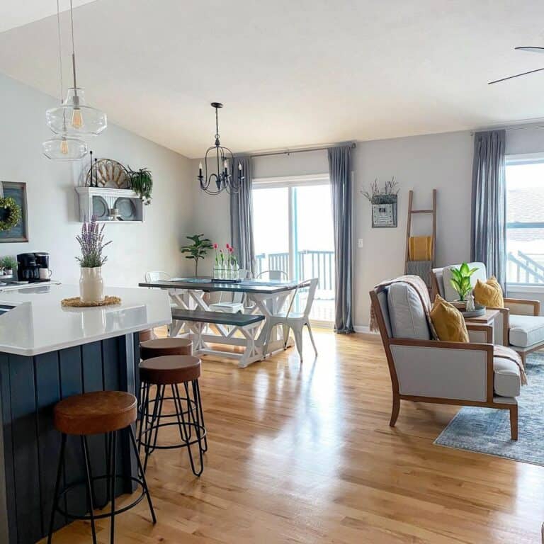 Spacious Farmhouse Living Room