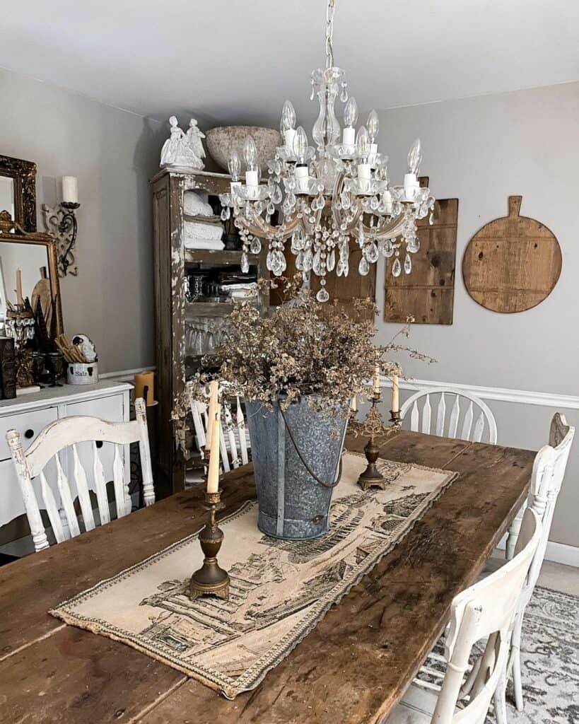 Traditional Dining Room Décor