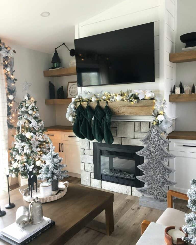 White Christmas Décor Inspiration