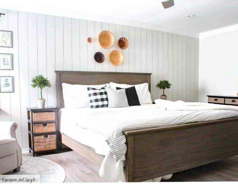 White Shiplap Bedroom With Dark Wooden Bedframe