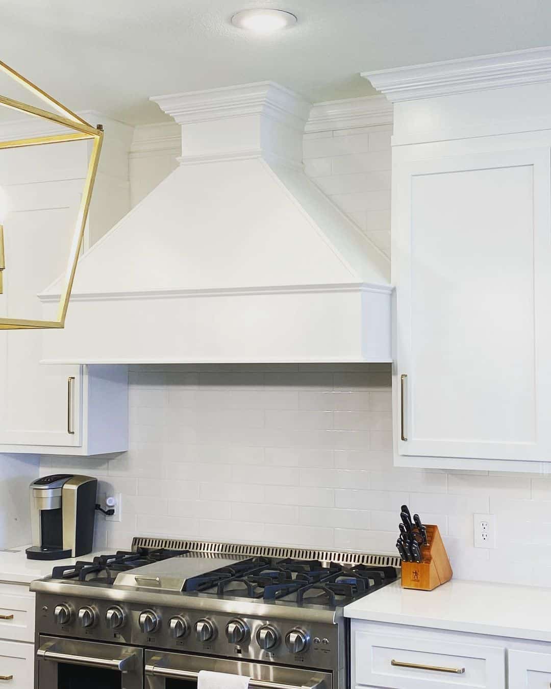 24 Gorgeous Kitchen Hood Ideas for a Luxurious Look