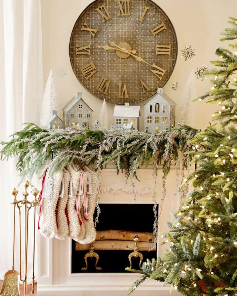 Christmas Mantel Décor With Vintage Clock